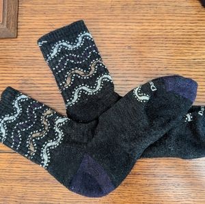 Darn Tough Merino Wool Light Cushion Sock in Black size Large